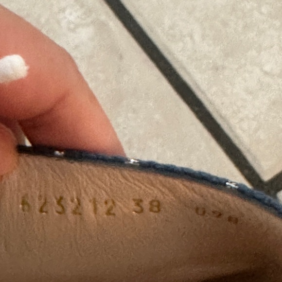 Gucci Women's GG Lame Platform Sandals Blue Size 38 - Picture 4 of 7